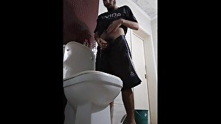 6.00 am mature man peeing in the toilet