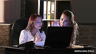 Katy Rose And Alexis Crystal In Lesbian Video