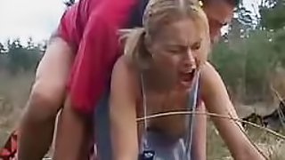 Gorgeous Blonde Teen Gets Her Round Ass Fucked and Jizzed On Outdoors