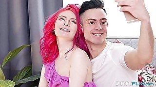 Pink-hair Escort Gf Experience - Alien Fox