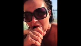 I love beach make me cum babe