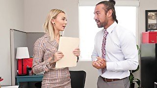 Passionate blonde gets laid with her boss for a better raise