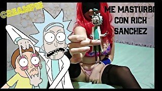 Peliroja se MASTURBA con figura de Rick&Morty luego hace burbujas con el SEMEN en su ano CREAMPIE