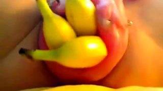 Webcam - pussy pump extreme bananas Fist