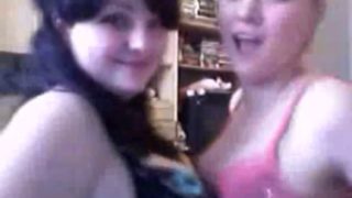 Naughty mom & daughter camming