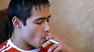 Deviant twinks smoking and raw fucking