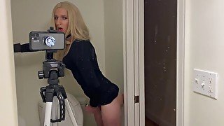 Hot Crossdresser Gets Fucked by Ejaculation Dildo