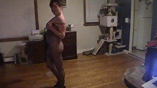 SEXY HORNY HAPPY NYMPHO DANCES LIKE A CRAZY BITCH