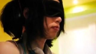 Japanese teen CD blindfold bj swallow