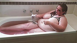 Bath with boob play