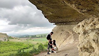 A real pickup girl on an excursion excursion turned into a quick sex on a beautiful landscape