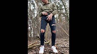 Cute teen masturbate public in the forest