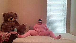 Pink Zentai BBW masturbating