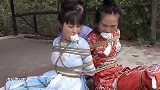 Chinese Bondage Female Catching Head - Teaser Video