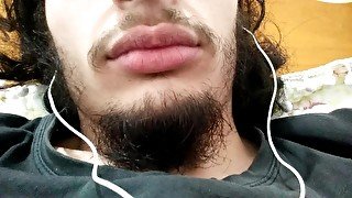 big lips guy / i have no 1 to talk : ( call me on instagram, i left the link in my profile!!