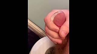 Quick Jerk Off & Cum b4 Shower