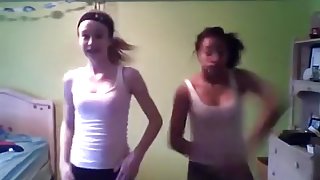 Look At Me Now - Shayna & Hannah dancing