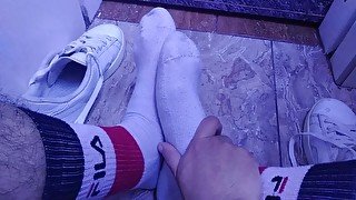 SMELL MY SWEATY WHITE SOCKS AND MY DIRTY FEET