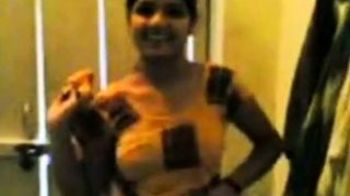 Bangladeshi girl sony sexy with bf