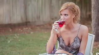 Stunning Model Has Dinner Outside In The Nip