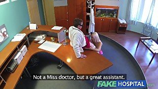 Fakehospital perfect sumptuous blond gets inspected and squirts