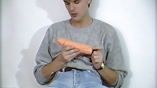 HUSTLER WITH DILDO (VINTAGE)