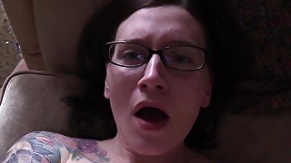 Bettie Bondage – Story Time With Mom