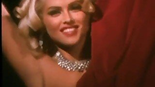 Anna Nicole Smith Comparison to Marilyn Monroe