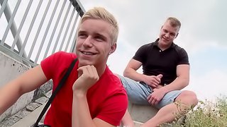 White Gay Gets Drilled Hardcore At The Foot Bridge