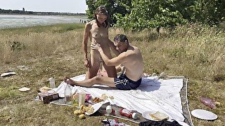 A British Posh Picnic