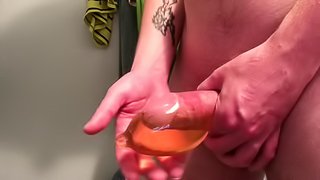 Cumming in pissed in condom