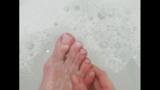 Cleaning My Tired Foot! Gets Right In-between The Toe