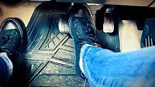 Pedal pumping while masturbating