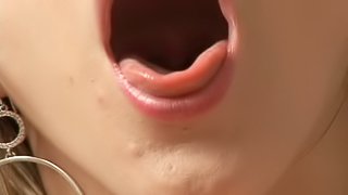 Kinky Blonde Plays With Her Sexy Mouth