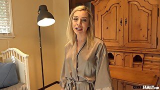 Blonde long haired babe Allie Nicole bounces off of a thick dick