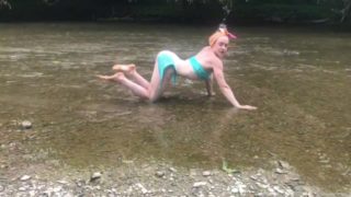 Stripping My pussy in the Water