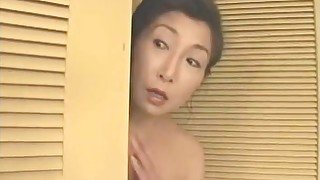 Mature Japanese wife gets fucked in the bathroom