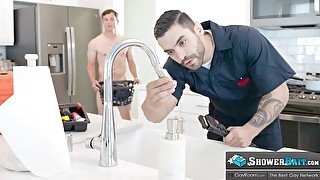 Muscle Daddy Plumber Arad Winwin Cleans His Customer's Pipes