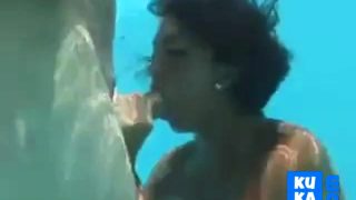 Underwater orgy oral sex!