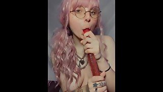 POV Sexy Pink Haired Girl wearing Glasses Gives you a Sloppy Blowjob while making Eye Contact