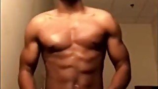 BLACK RIPPED teen 18+ FUCKS HIMSELF TILL HE CUMS