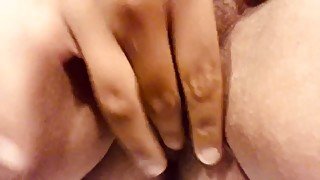 Taly Clit rubbing till she squirts