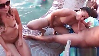 Pool Blowjob With College Girls