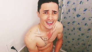 guy masturbates and has sexy smiling orgasm before going to bed//sexysmile//male orgasm