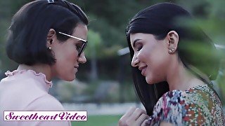 Brunettes have sex toys for lesbian pussy-penetration