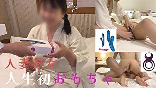 【BeYourLover】熟女人妻(44)人生初おもちゃ!? スケベバイブと電動コックリングでSEX　熟女 人妻 寝取り ハメ撮り マッサージ デカチン 中年女性 オナニー 個人撮影 素人【美代子】