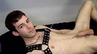 Cute Cam Boy likes to masturbate for friends