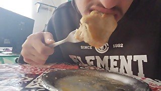 Literally myself eating chicken \ Fetish