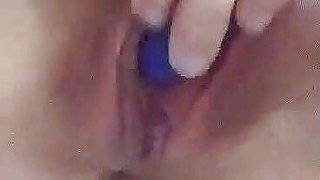 Kitty masturbates cums and squirts playing with vibrating toy