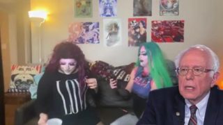 Drag Queens Read Sexy Reddit Posts